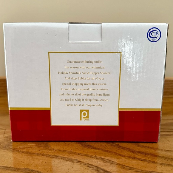 Publix Holiday Snowfolk Salt and Pepper Shaker Set NIB - Picture 3 of 8